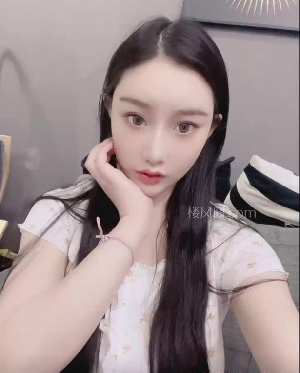 南开-体验南开奥城大胸妹妹- 附近嫩妹兼职上门服务