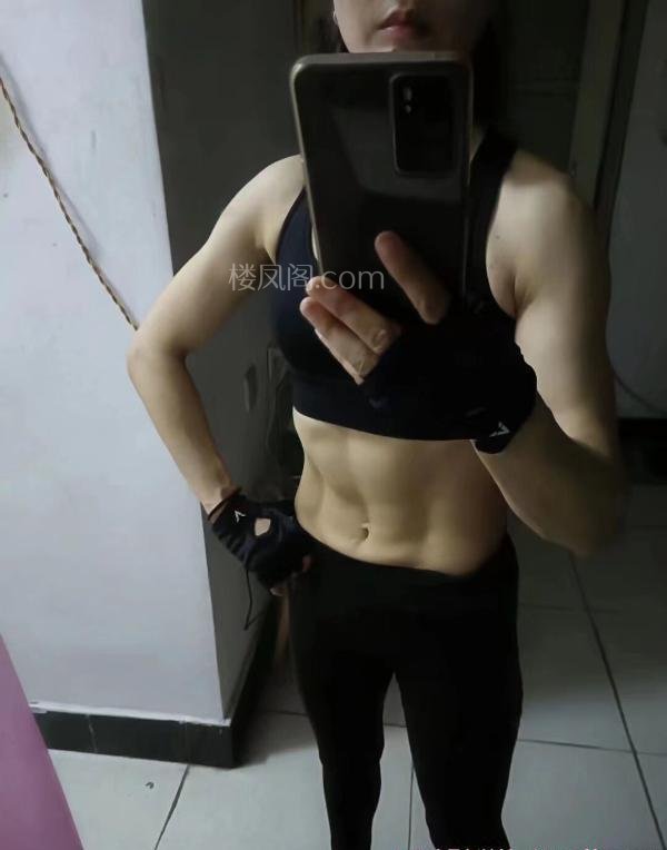 南开 服务项目： 丝足，深喉，冰火，一字马 真实本人照片 - 成人词资源网