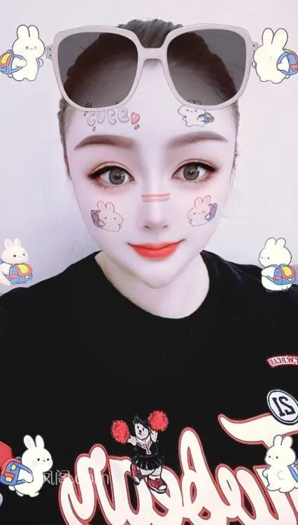 深圳-罗湖大胸翘臀琪琪- 附近嫩妹兼职上门服务