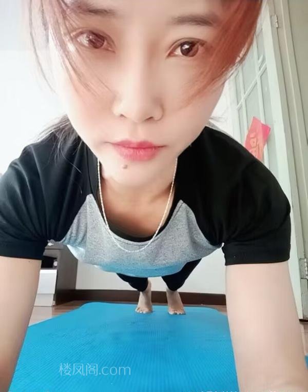 南开 服务项目： 丝足，深喉，冰火，一字马 真实本人照片 - 成人词资源网