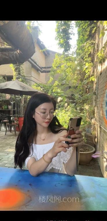 南开 服务项目： 按摩，丝足 真实本人照片 - 成人词资源网