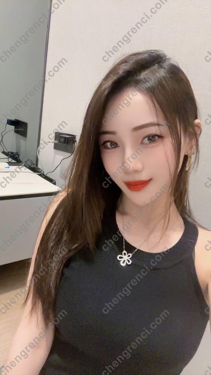 深圳-小洛伊- 附近嫩妹兼职上门服务
