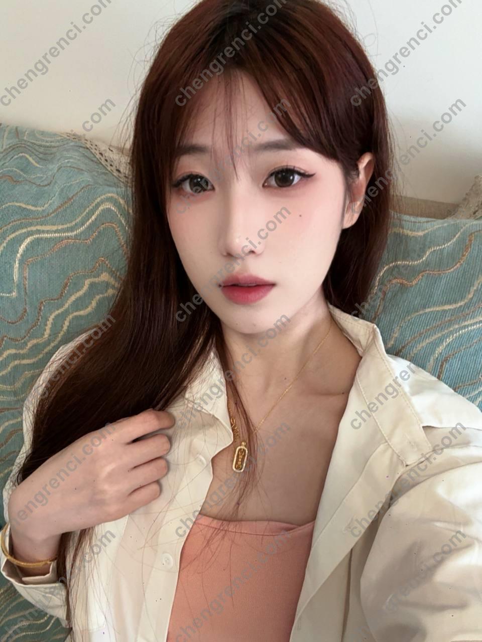 深圳-柒柒- 附近嫩妹兼职上门服务