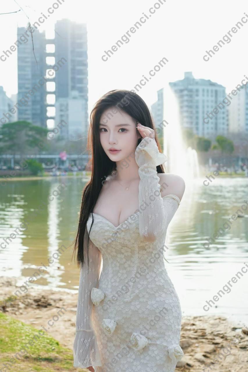 深圳-盈盈- 附近嫩妹兼职上门服务