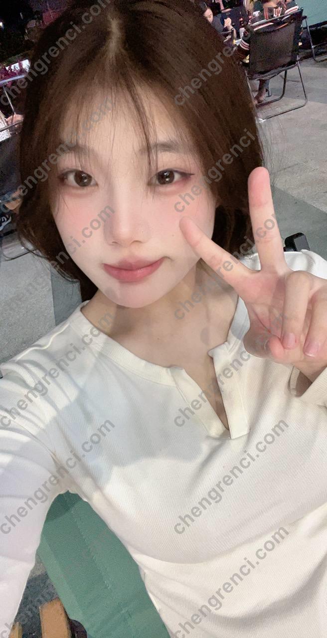 广州-天河 小思琪- 附近嫩妹兼职上门服务