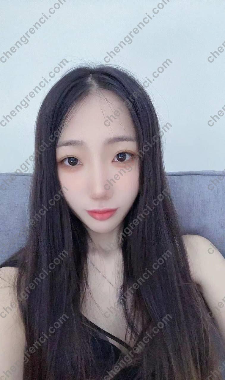 广州-黄埔 乐乐- 附近嫩妹兼职上门服务