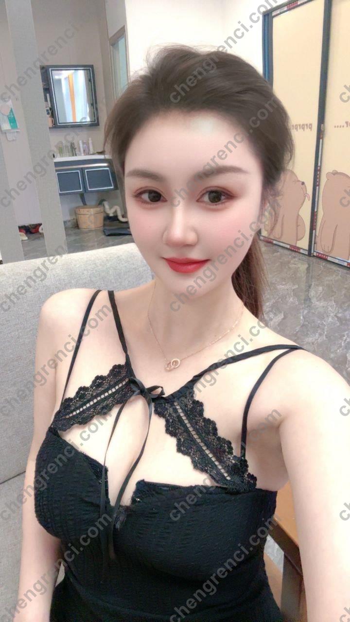 广州-白云 晨晨- 附近嫩妹兼职上门服务