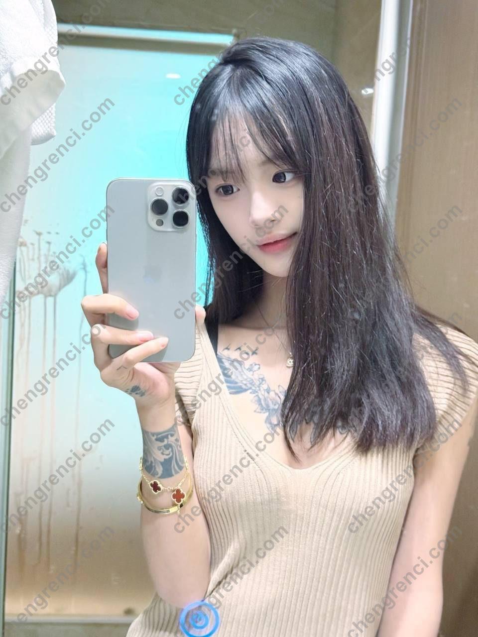 深圳 丝袜制服,兜兜,千元内,大长腿,嫩妹,无套口,有气质,舌吻,调情,鸳鸯浴,龙华 真实本人照片 - 成人词资源网