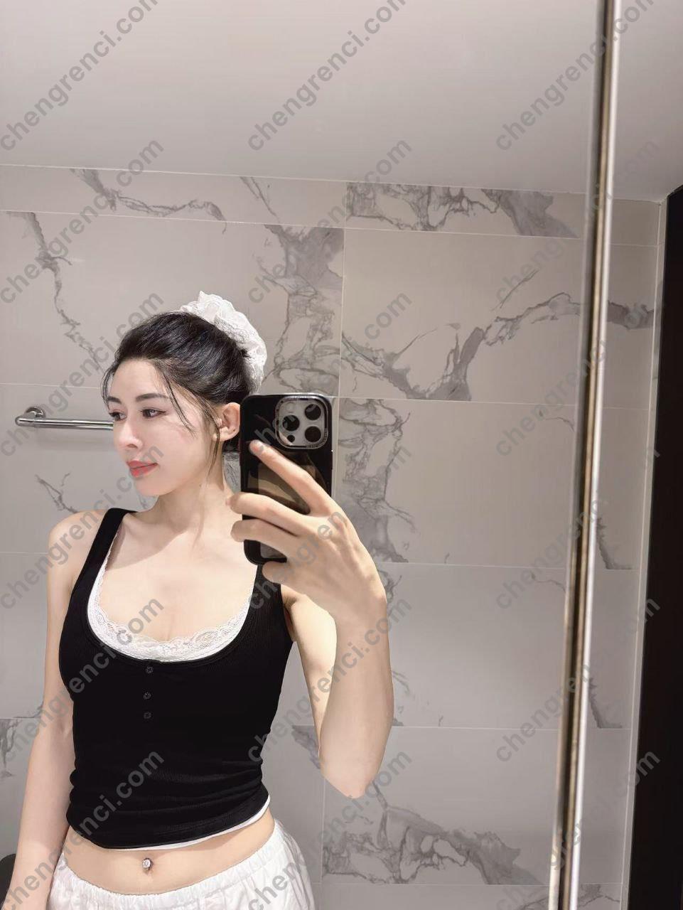 深圳 Lisa,丝袜制服,六九,千元档,南山,口爆,大胸,大长腿,指滑,水中萧,波推,白虎,舌吻,调情,鸳鸯浴 真实本人照片 - 成人词资源网