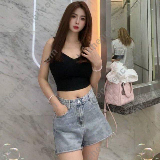 深圳-罗湖 小梦- 附近嫩妹兼职上门服务
