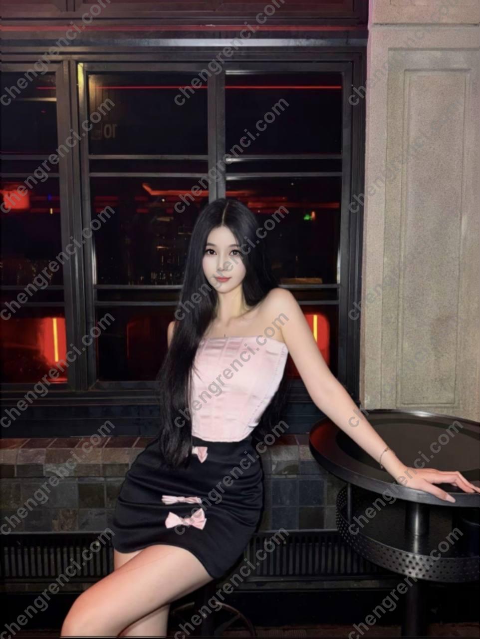 深圳 丝袜制服,六九,千元档,南山,大长腿,完美身材,小优,少数民族血统,按摩,毒龙钻,海底捞月,漫游,舌吻,艳舞,角色扮演,调情,过水,鸳鸯浴 真实本人照片 - 成人词资源网