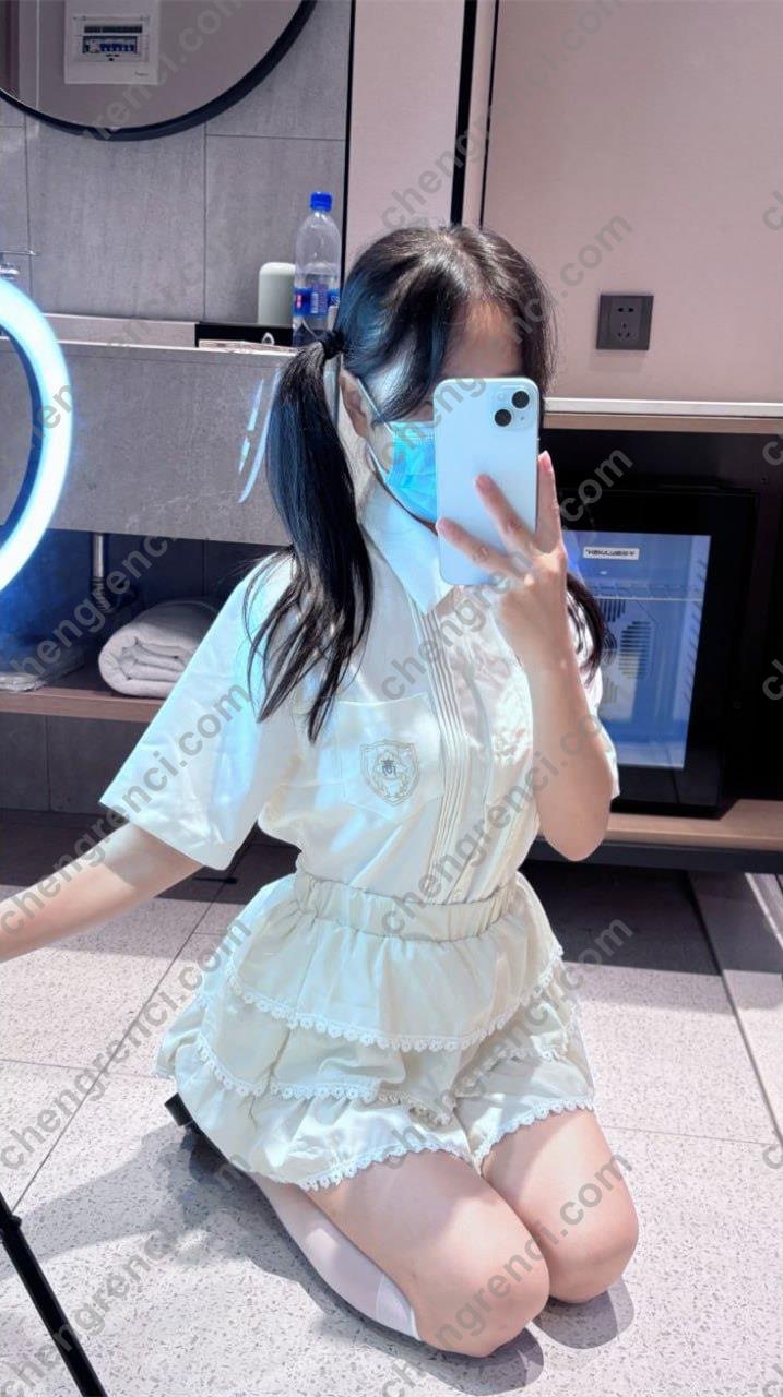 广州-海珠 小静- 附近嫩妹兼职上门服务