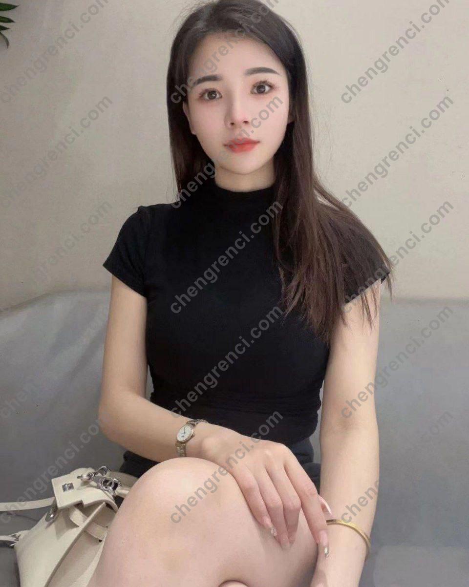 深圳-龙华 雅雅- 附近嫩妹兼职上门服务