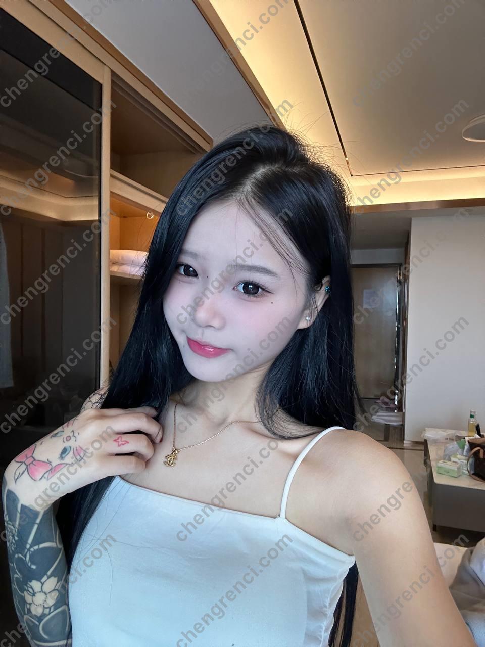深圳-宝安 小优- 附近嫩妹兼职上门服务