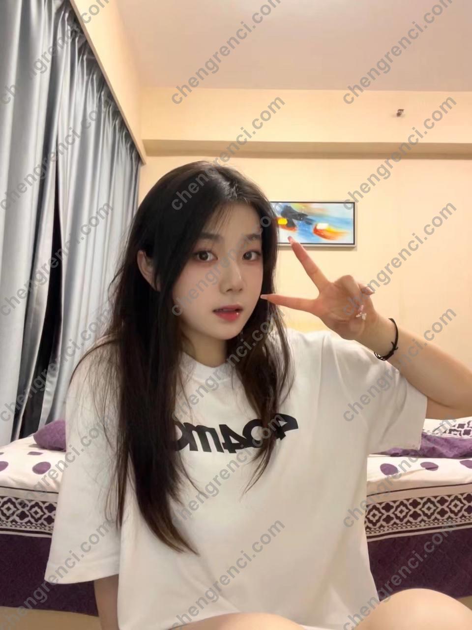 深圳-南山 小小- 附近嫩妹兼职上门服务