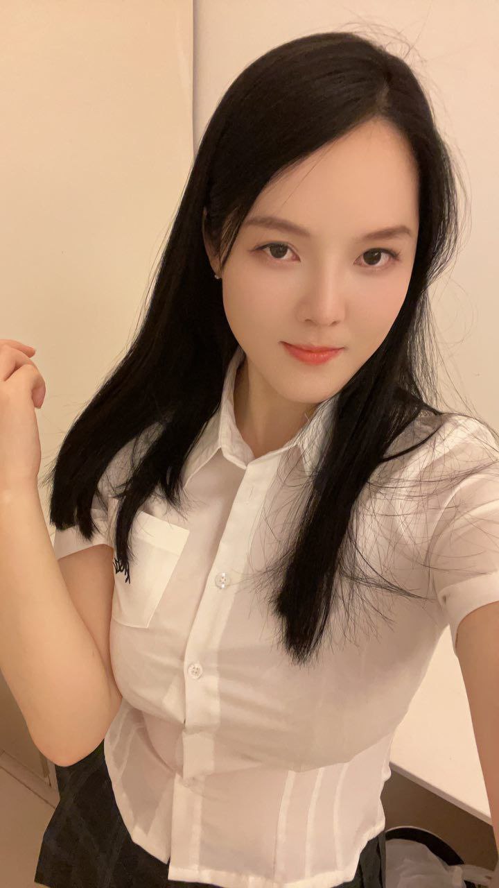 广州-佛山 恋恋- 附近嫩妹兼职上门服务