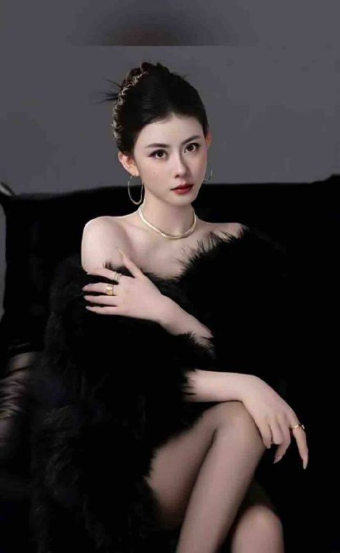 广州-黄埔 欣雨- 附近嫩妹兼职上门服务