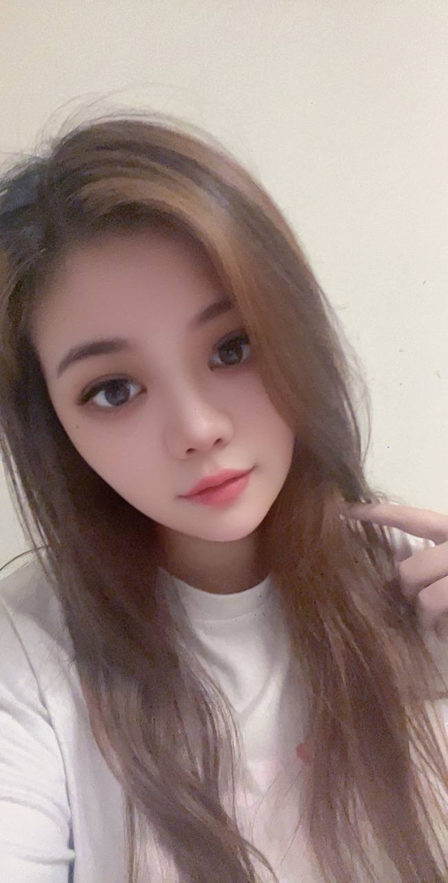 广州-白云 佳琪- 附近嫩妹兼职上门服务