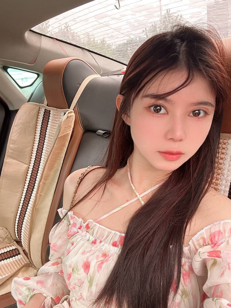 成都-精选帖子- 附近嫩妹兼职上门服务
