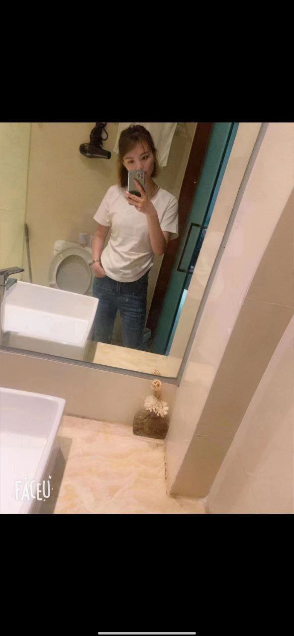 成都-精选帖子- 附近嫩妹兼职上门服务