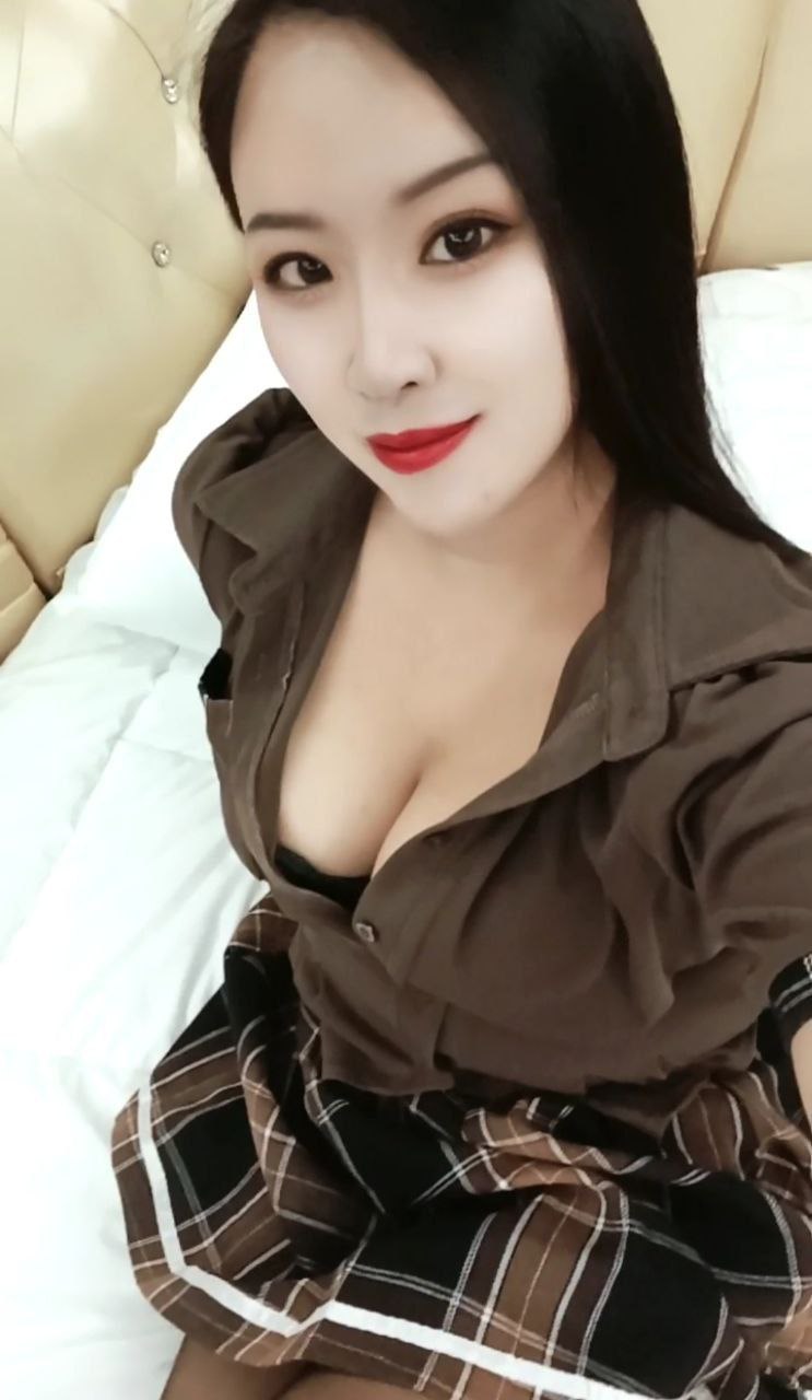 成都-精选帖子- 附近嫩妹兼职上门服务