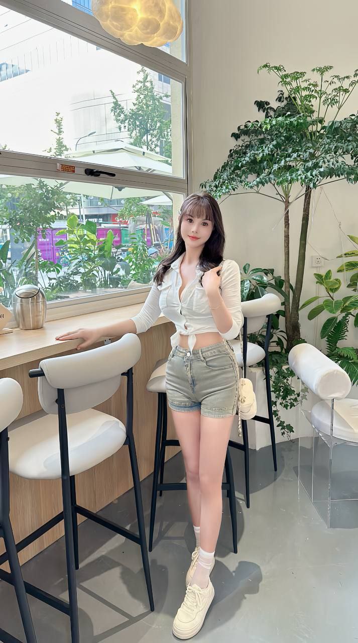 成都-精选帖子- 附近嫩妹兼职上门服务