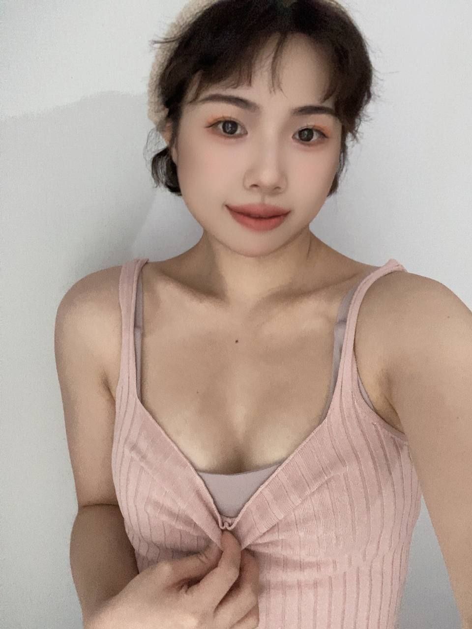 成都-精选帖子- 附近嫩妹兼职上门服务